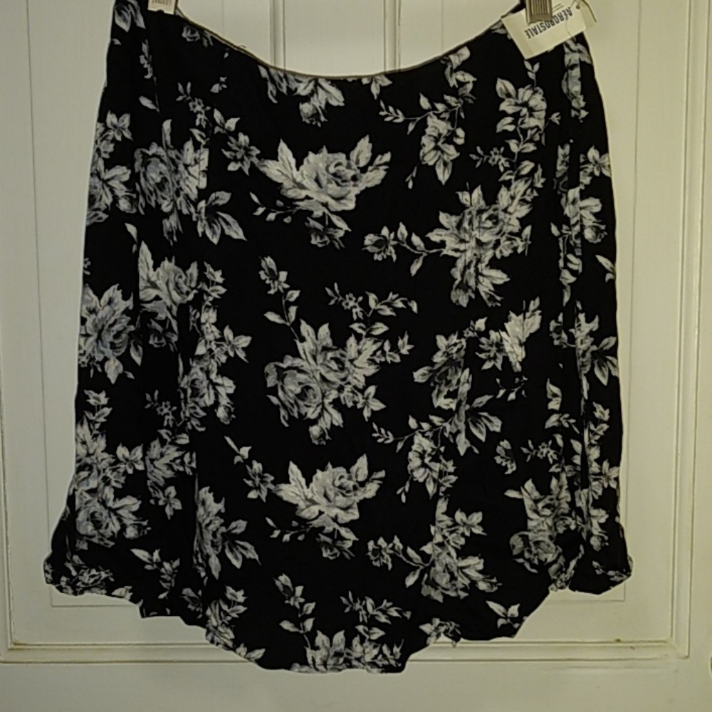 Aeropostale Bethany Moda floral skirt NWT